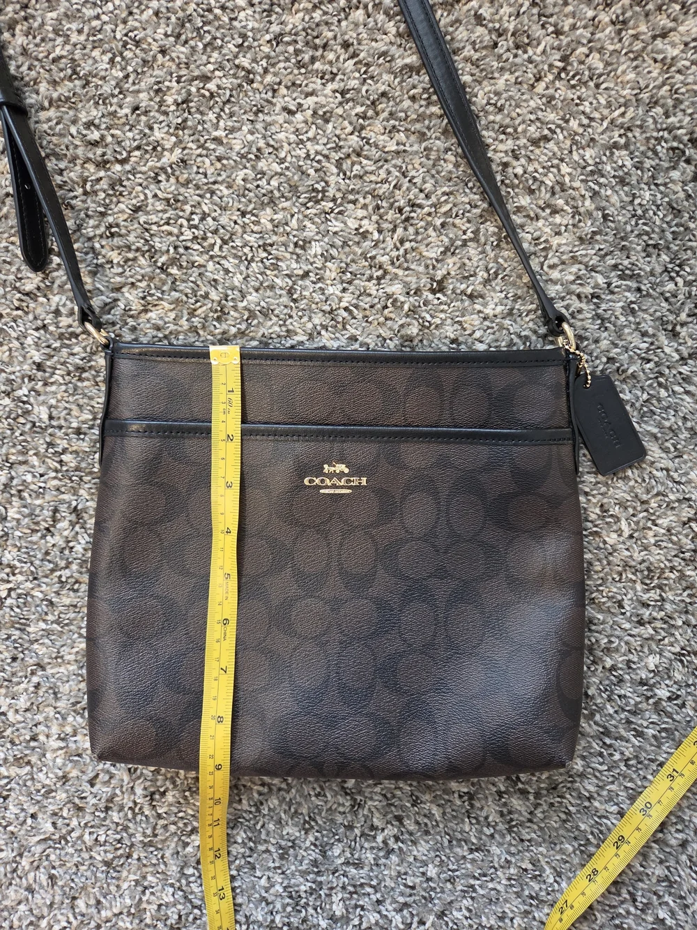 COACH Brown Signature Crossbody Shoulder Bag. #KC